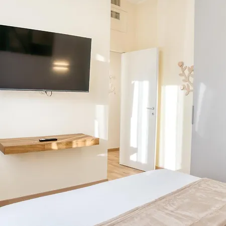 Corso Vittorio Emanuele GrandSuite - Best position in Milan next to Duomo-2